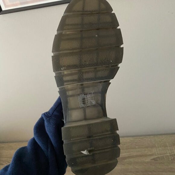 black cut out block heel platform sandals - Picture 5 of 5